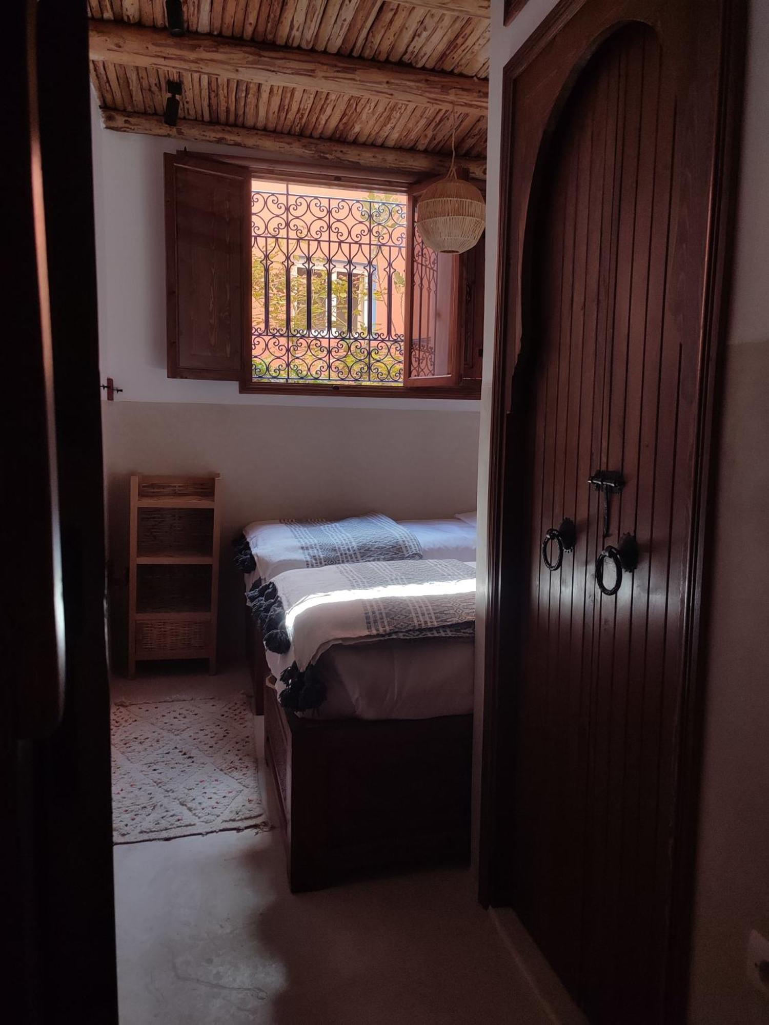 Private Room In Apartment Tov Taghazout Exteriör bild