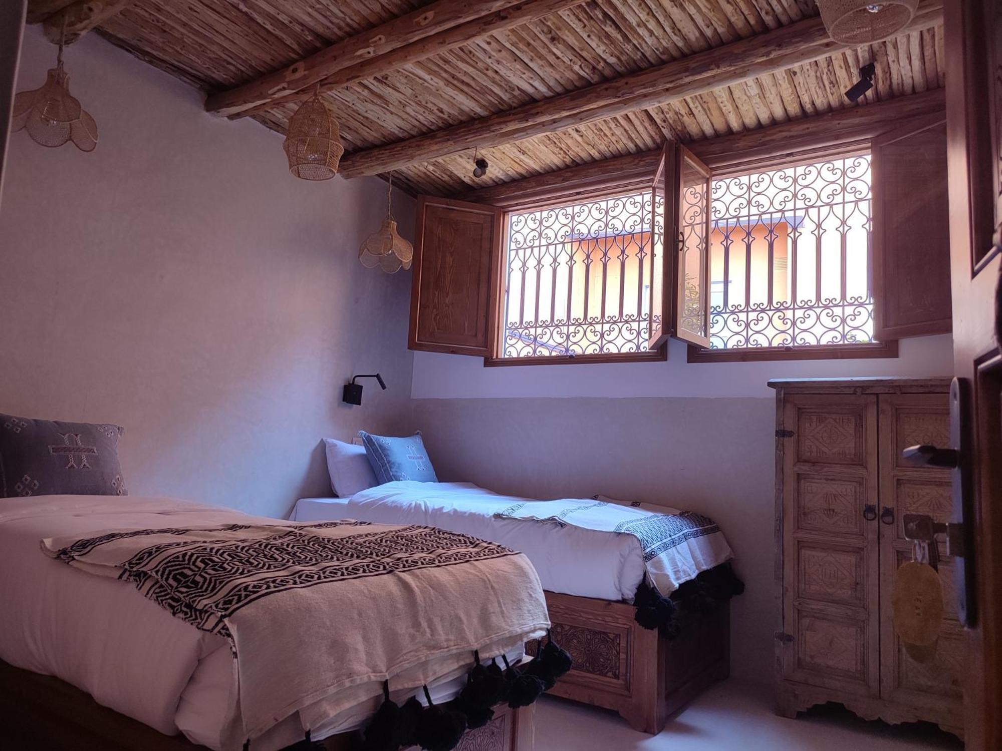 Private Room In Apartment Tov Taghazout Exteriör bild